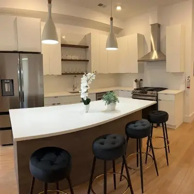 Modern 3BR