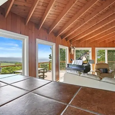 Mountain Retreat Stunning Views Hot Tub Fire Pit
