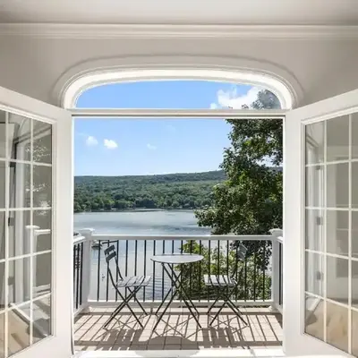 Lakeview Villa with Private Hot Tub
