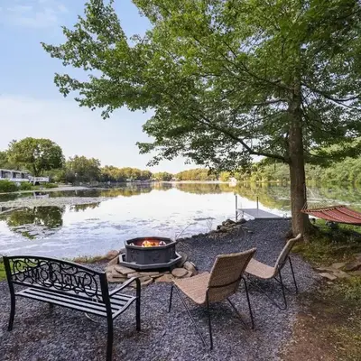 Lakeside Haven