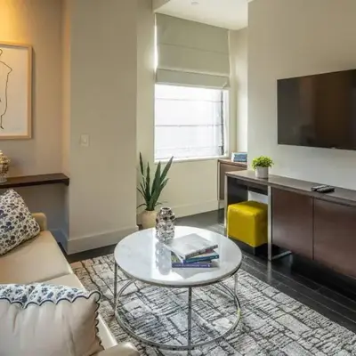 Charming 2BR Apartment Near Times Square