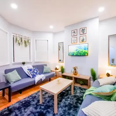NYC Views & Comfort - Modern 2-Bedroom Apartment
