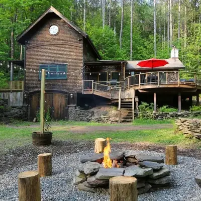 Stunning Catskills Cabin