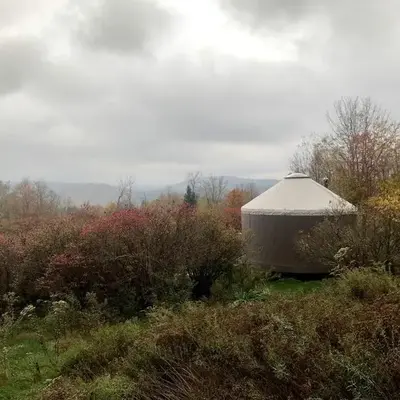Beautiful Yurt with Breathtaking Views in Livingston Manor