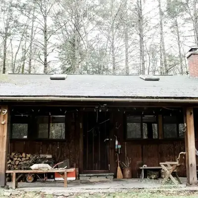 Rustic Cabin Retreat on the Ten Mile River in Narrowsburg