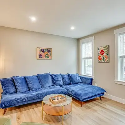 Family-Friendly Townhome with Patio in Columbia!