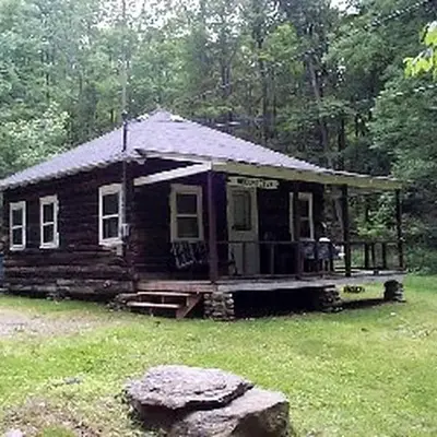 Lovely Log Cabin Rental in Harveys Lake Close to Scranton