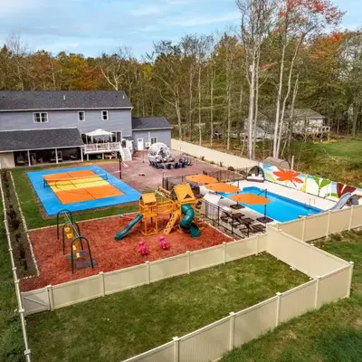 The Poconest - Luxurious Mountain Mansion