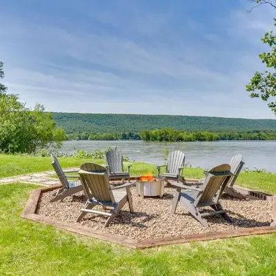 Steps to Susquehanna River Hot Tub Hideaway!
