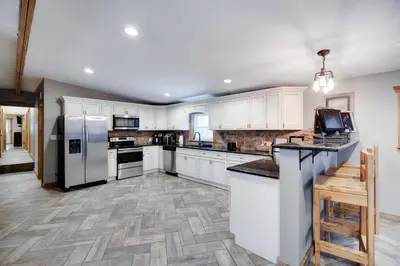 Gallery image of Rustic Retreat with Game Haven in Jonas