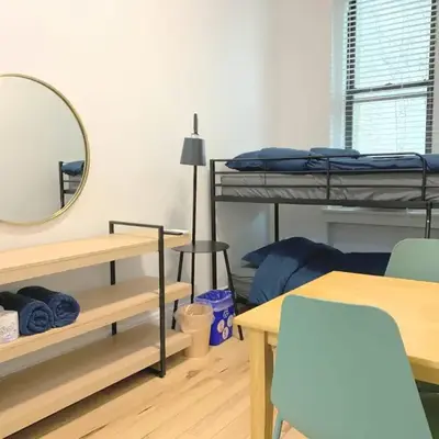 Chelsea Studio-Shared Bathroom with Kitchen Twin Bunk Bed