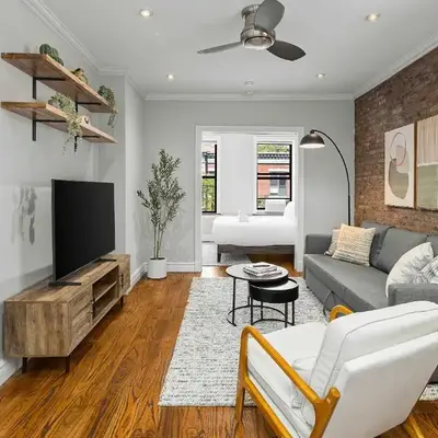 Chic NYC Escape in Vibrant Downtown