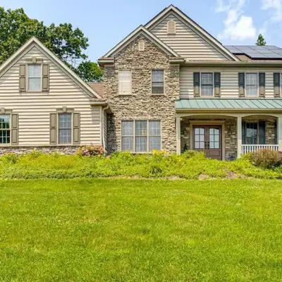 5 Mi to Dtwn York Spacious Family Home