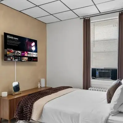 Modern Studio - Parking Available - 15 min NYC