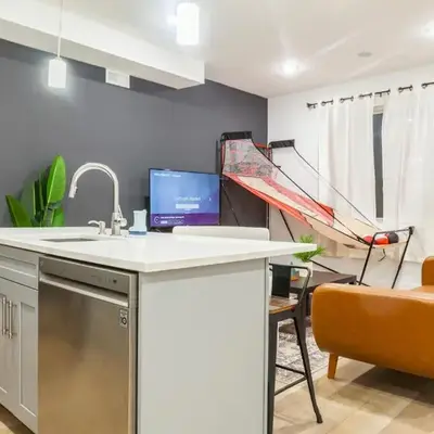3Bed3BathWDDeskWiFiHeating