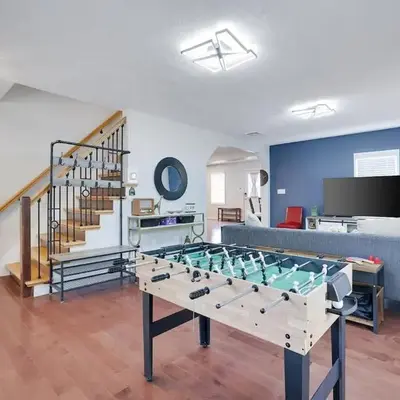 Remodeled 4BR w Yard