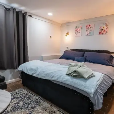 New 3 Bed & 1 Bed Apt Lake Park Station EWR Airport Path Train Subway Bus Hospital Rahway NJ Manhattan NYC