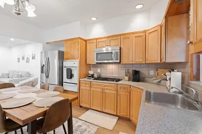 Gallery image of Cozy Lodi Home ,23m to NYC, 3Car Driveway in Lodi