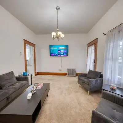 Charming 2-Bedroom