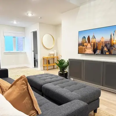 The Executive - Center-City - 3BR-4Bath-Private-Garage