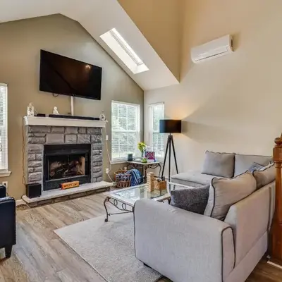 Family Retreat with 2 Game Rooms and Deck in Long Pond