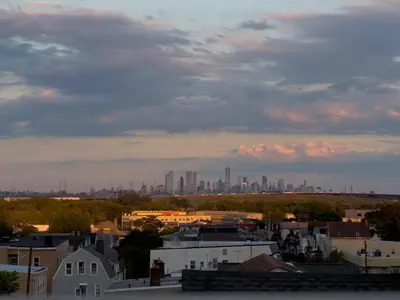 a view of a city with a city skyline at Elegant NYC View Stay Park Free 6 beds Sleep 8 in Kearny