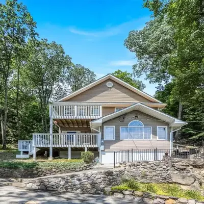 Zen Lake House