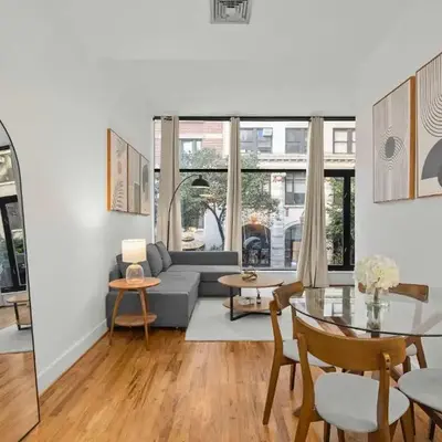 Stylish Manhattan Escape in Prime Spot