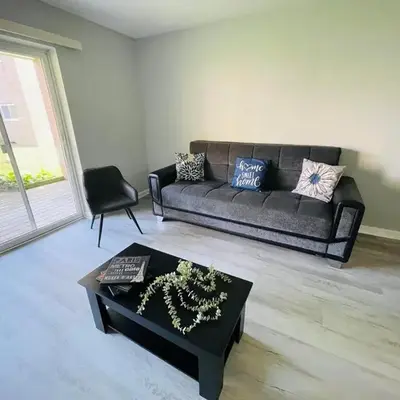 Wheelchair accessible & ground floor 2BR