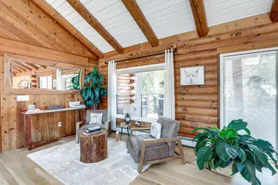 Gallery image of Deck, Sauna and Fire Pits Upscale Belle Mead Cabin in Belle Mead