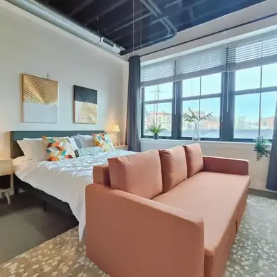 Studio Apt Near Temple Unit with Free Parking for Extended Stays