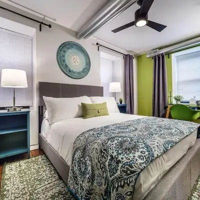 Tasteful 1 Bedroom Apt in Historic Old City