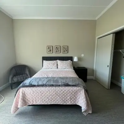 410 Modern Brand New Studio Apartment