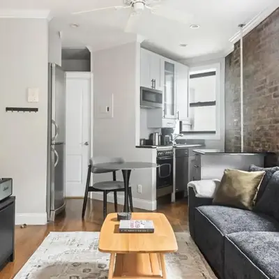 Blueground Nolita private entrance nr Bowery NYC-2054