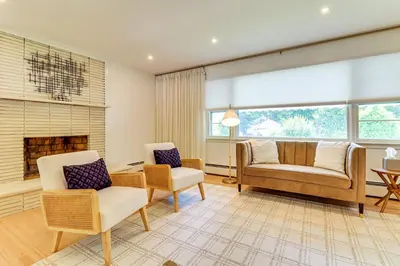 Gallery image of Patio, Large Yard Luxe Home in Pompton Lakes!