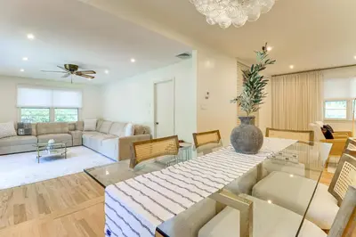 Gallery image of Patio, Large Yard Luxe Home in Pompton Lakes!