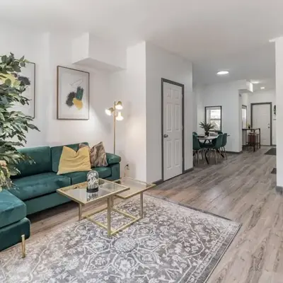 5BR - Sleeps 14 - Street Parking - 10 min to DT