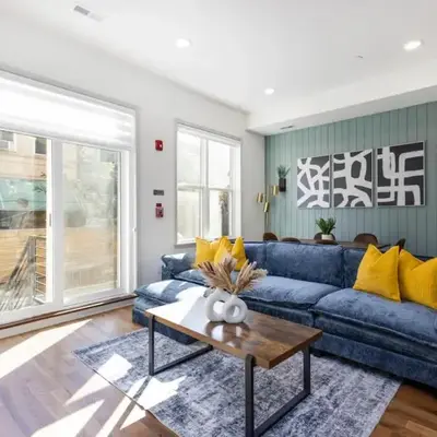 2BR - Fairmount Park -10 mins to DT - Sleeps 10