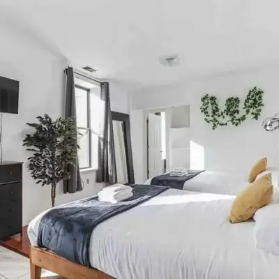 Spring Garden Small and Cozy Studio Sleeps 4