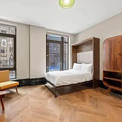 Freeman 201 by Rove Travel - 2BR Condo with Shared Amenities