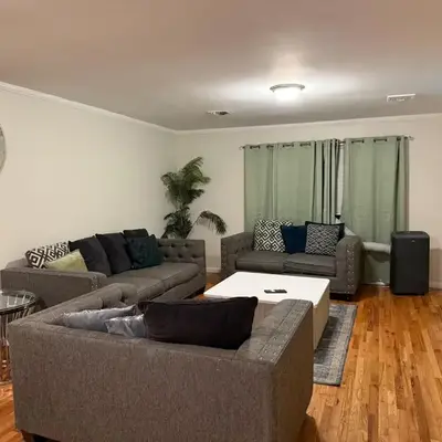 Urban haven 3 Kings bedroom near EWRNYC DTW