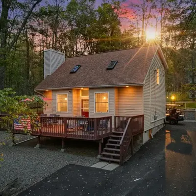 Pocono Lake Escape