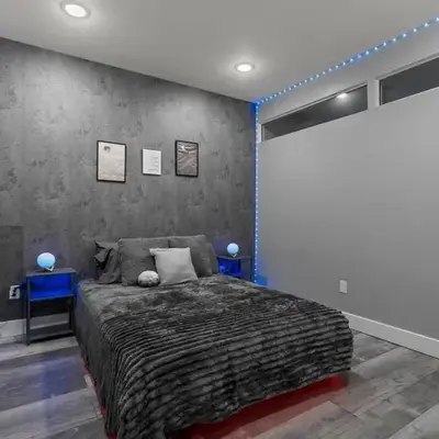 Lunar Escape 1 Bd Near Zoo