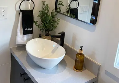a bathroom with a bowl sink on a counter at Tioga Ridge Lookout I Near Tioga-Hammond Lake