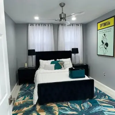1 Large Bedroom Contemporary Luxe Stay