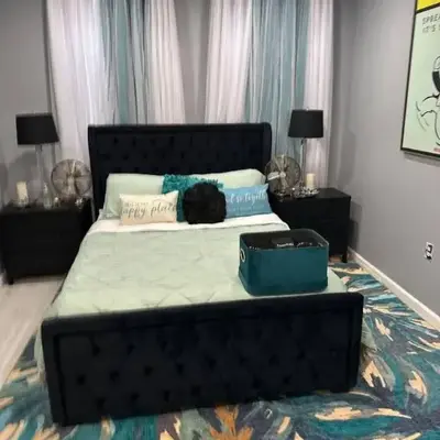 7 Large Bedrooms Art-Inspired Art House