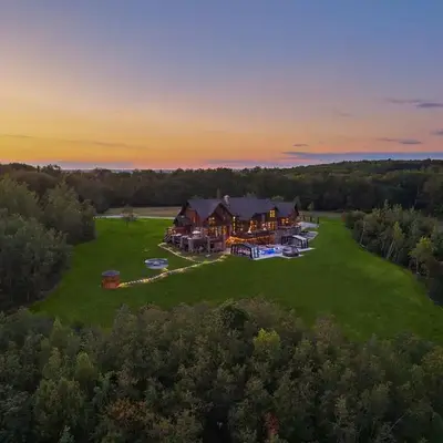 Pinnacle Pointe by Relaxtay 600 Acre Private Luxury Estate with Spa