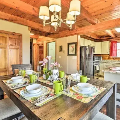 Family Cabin and Suite Near Elk Mountain Ski Slopes