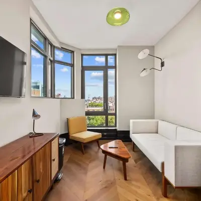 Freeman 803 by Rove Travel - 1BR Condo with Shared Amenities