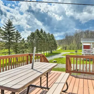 Country Escape Close to Ski Resort